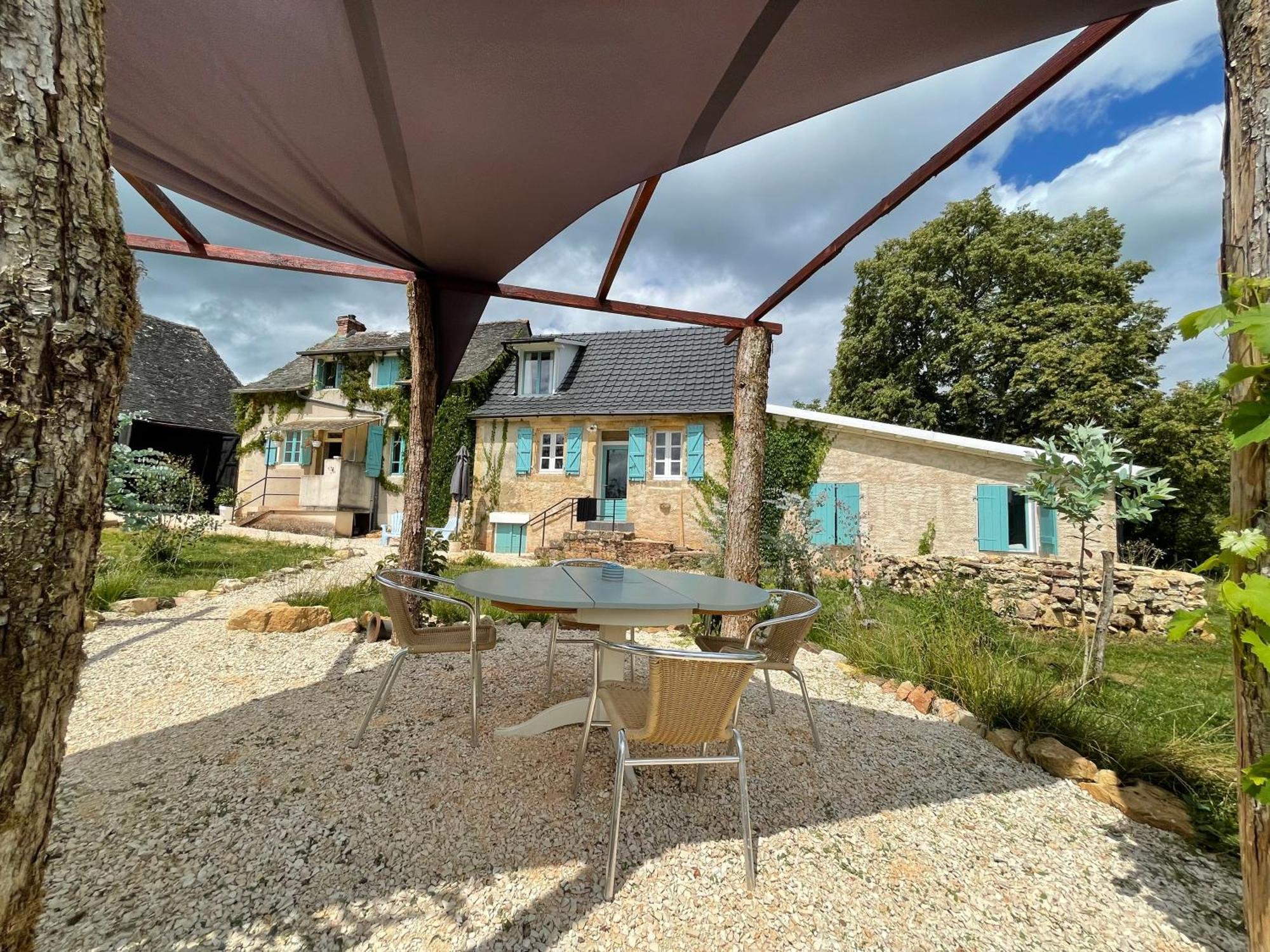 Villa La Belle Petite Ferme Rosiers De Julliac 19350 Le Bos Esterno foto